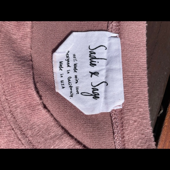 Sadie & Sage Crop Top - Picture 3 of 3